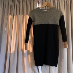 Tricolored cardigan dress